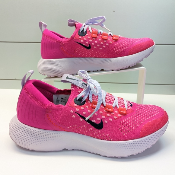 Nike React Escape Run Flyknit Pink Prime Magenta DC4269-600 Running sneakers 12 - Picture 4 of 10